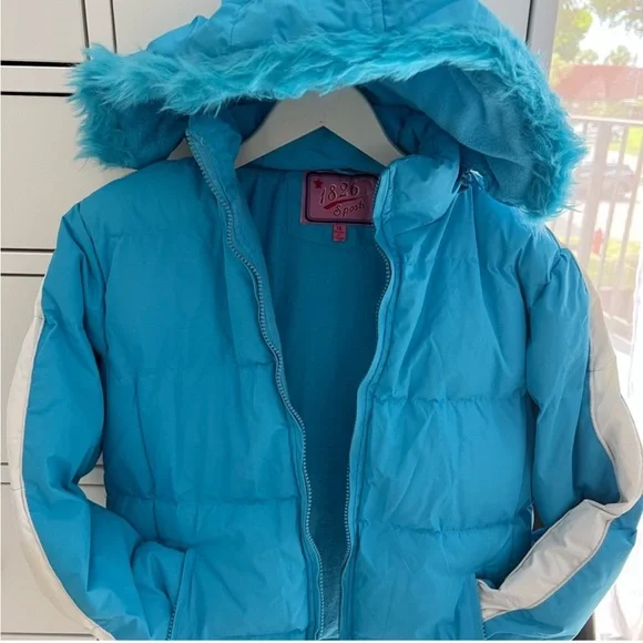 NWOT 1826 girls light blue with whitejacket. SZ 14